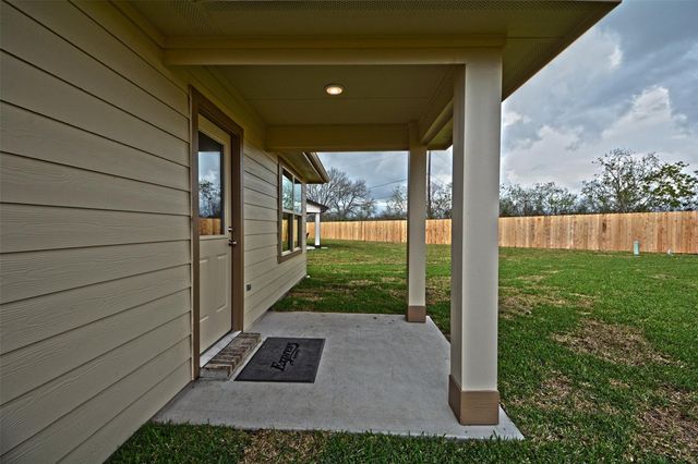 8515 Ideal Drive, Rosharon, TX 77583