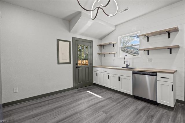 1234 22nd ST, Newport News, VA 23607