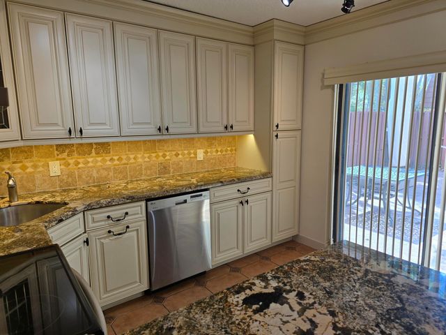 1440 Augusta Circle 132, Delray Beach, FL 33445