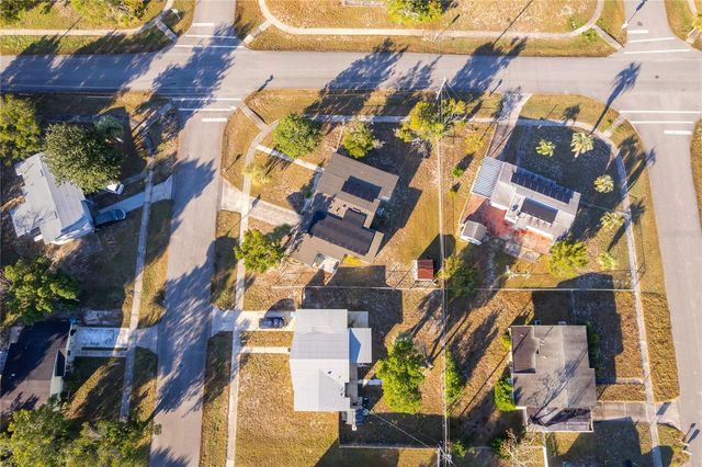 944 HALSTEAD STREET, Deltona, FL 32725