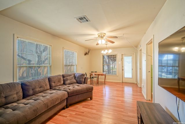 2810 KAISER DR, San Antonio, TX 78222