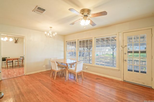 2810 KAISER DR, San Antonio, TX 78222