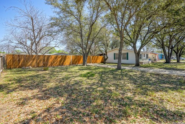 2810 KAISER DR, San Antonio, TX 78222