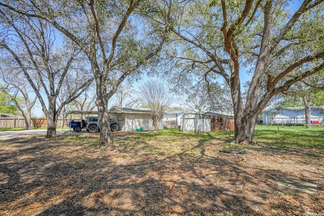 2810 KAISER DR, San Antonio, TX 78222