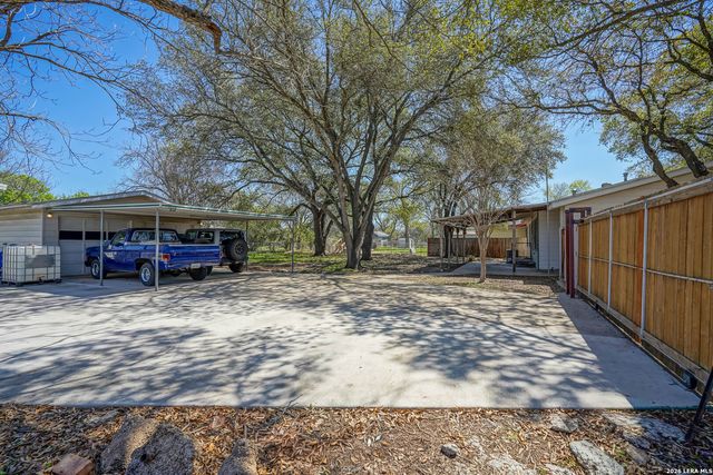 2810 KAISER DR, San Antonio, TX 78222