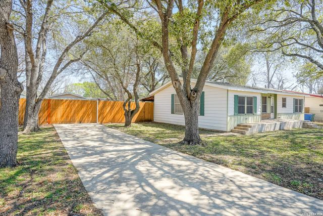 2810 KAISER DR, San Antonio, TX 78222