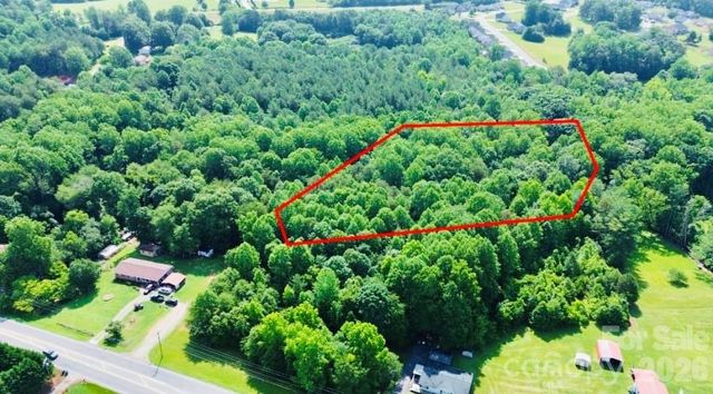 2417 Ring Road, Conover, NC 28613