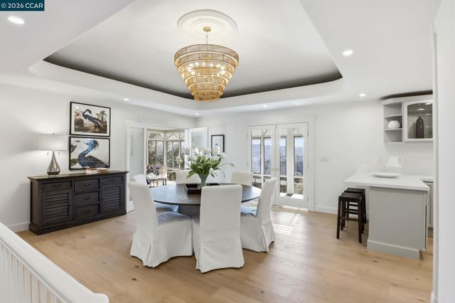 128 Diablo View Dr, Orinda, CA 94563