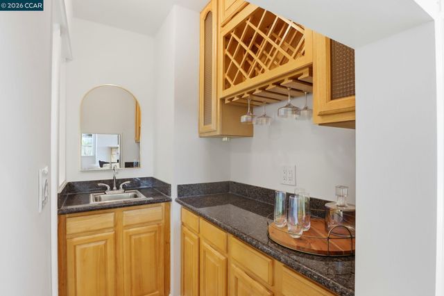 128 Diablo View Dr, Orinda, CA 94563