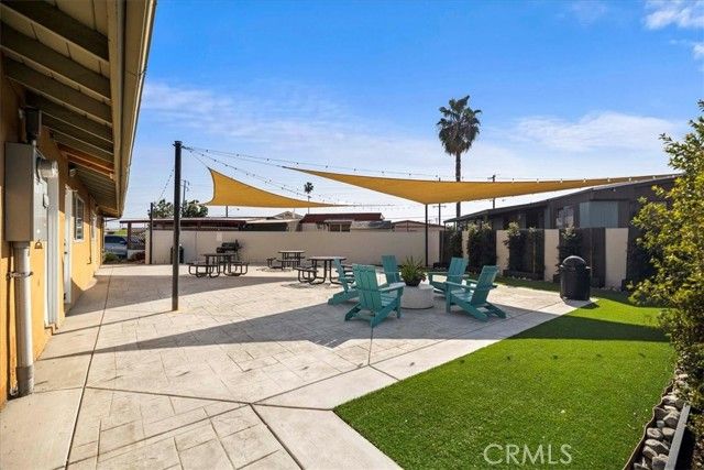 1081 W Arrow Highway 46, Azusa, CA 91702