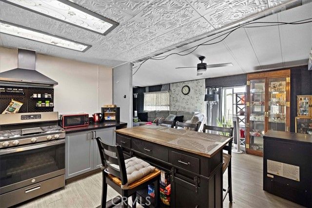 1081 W Arrow Highway 46, Azusa, CA 91702