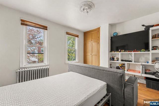 216 6th Street, Fairview, NJ 07022