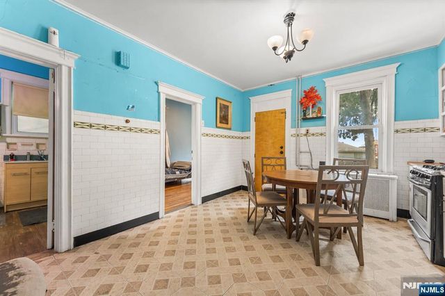 216 6th Street, Fairview, NJ 07022