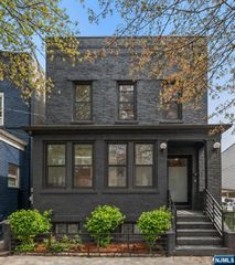 216 6th Street, Fairview, NJ 07022