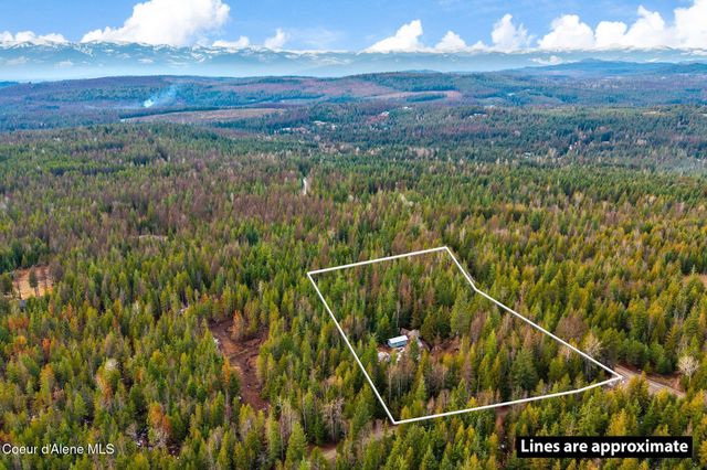 762 High Rd, Sandpoint, ID 83864