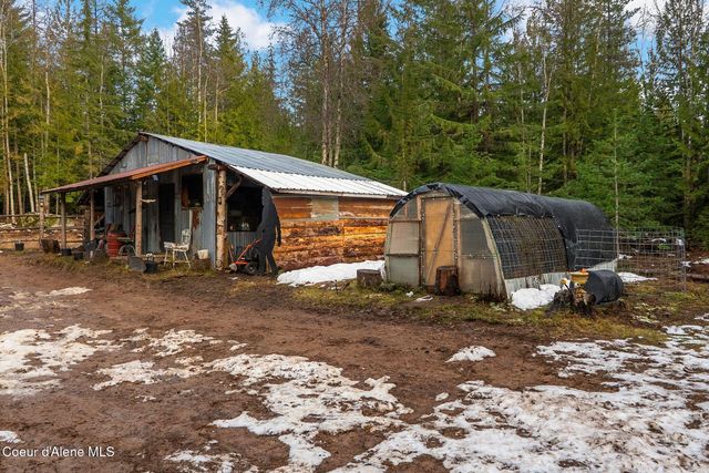 762 High Rd, Sandpoint, ID 83864