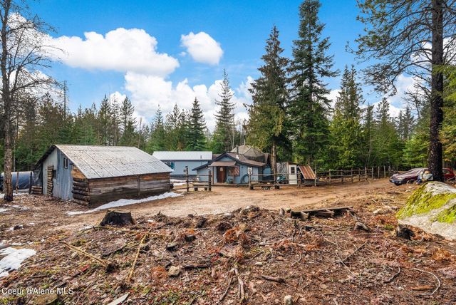 762 High Rd, Sandpoint, ID 83864
