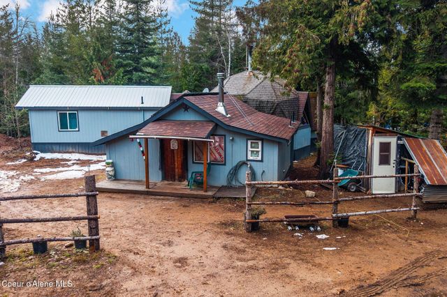 762 High Rd, Sandpoint, ID 83864
