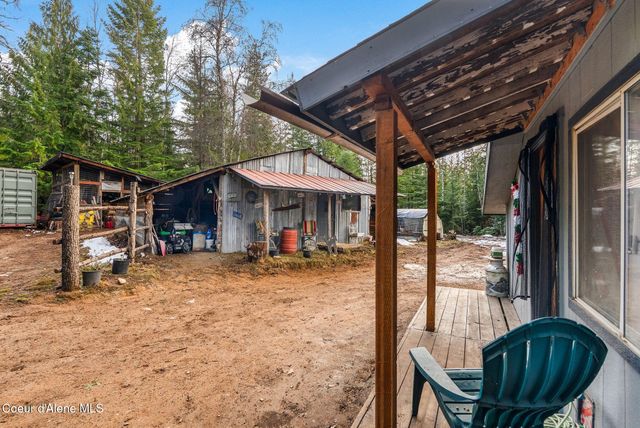 762 High Rd, Sandpoint, ID 83864
