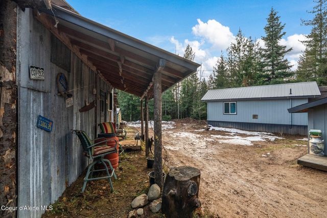762 High Rd, Sandpoint, ID 83864