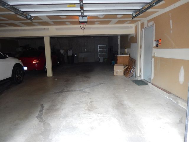 375 Woodridge Circle F, South Elgin, IL 60177