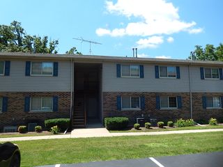 375 Woodridge Circle F, South Elgin, IL 60177