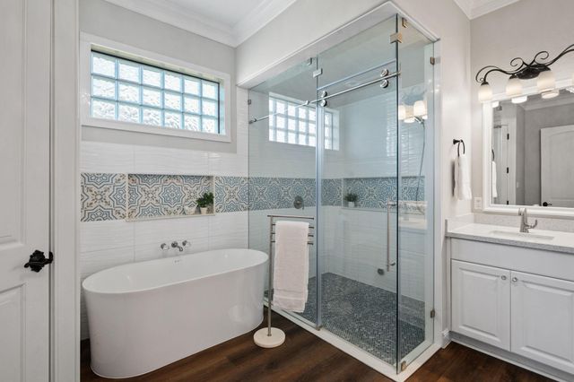 8830 Cross Country Drive, Houston, TX 77346