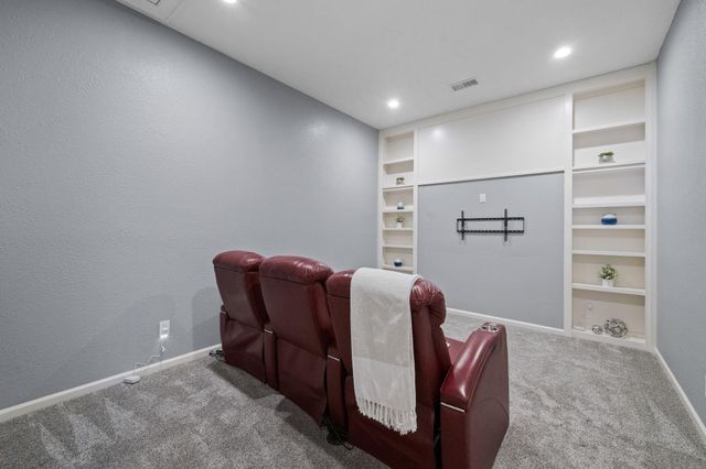 8830 Cross Country Drive, Houston, TX 77346