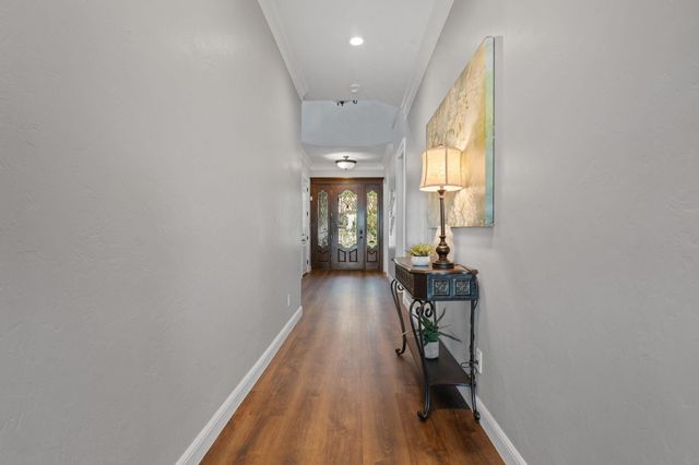 8830 Cross Country Drive, Houston, TX 77346