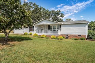 108 Wakefield Road, Iva, SC 29655