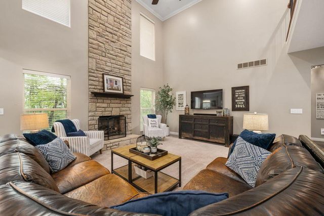 949 Elderberry Loop, Delaware, OH 43015