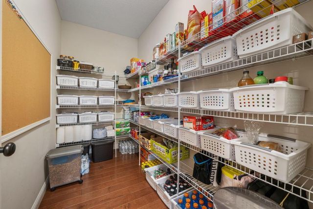 949 Elderberry Loop, Delaware, OH 43015