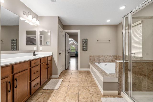 949 Elderberry Loop, Delaware, OH 43015