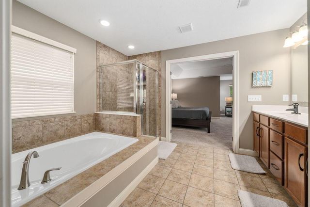 949 Elderberry Loop, Delaware, OH 43015