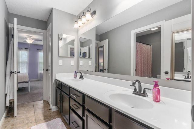 949 Elderberry Loop, Delaware, OH 43015