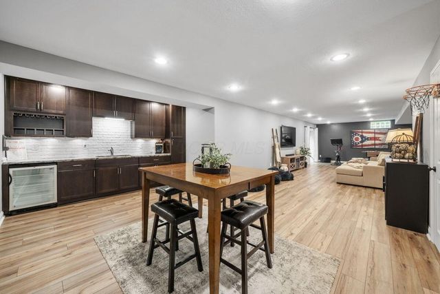 949 Elderberry Loop, Delaware, OH 43015