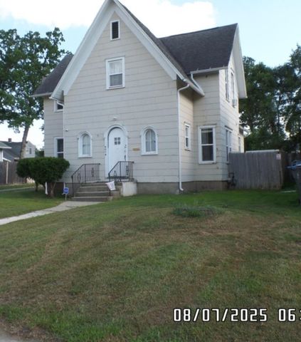421 W Garfield Avenue, Elkhart, IN 46516