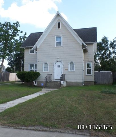 421 W Garfield Avenue, Elkhart, IN 46516