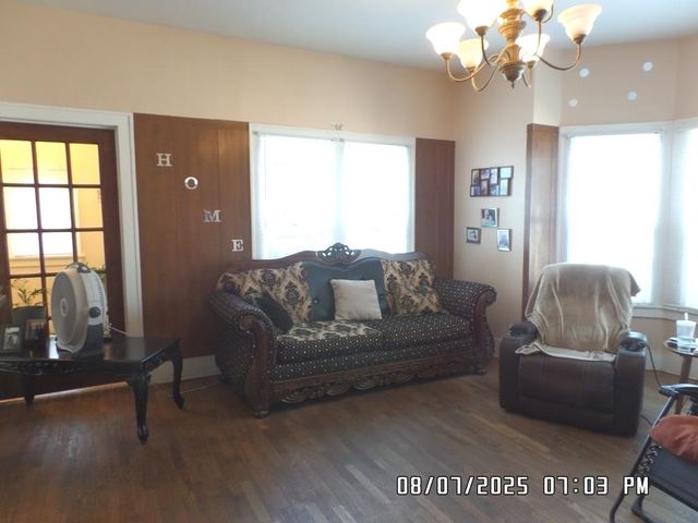 421 W Garfield Avenue, Elkhart, IN 46516