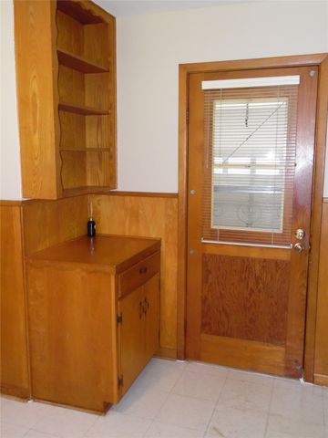 1206 Park Center Street, Benbrook, TX 76126