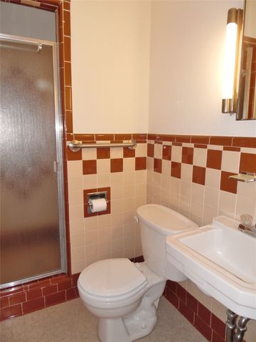 1206 Park Center Street, Benbrook, TX 76126