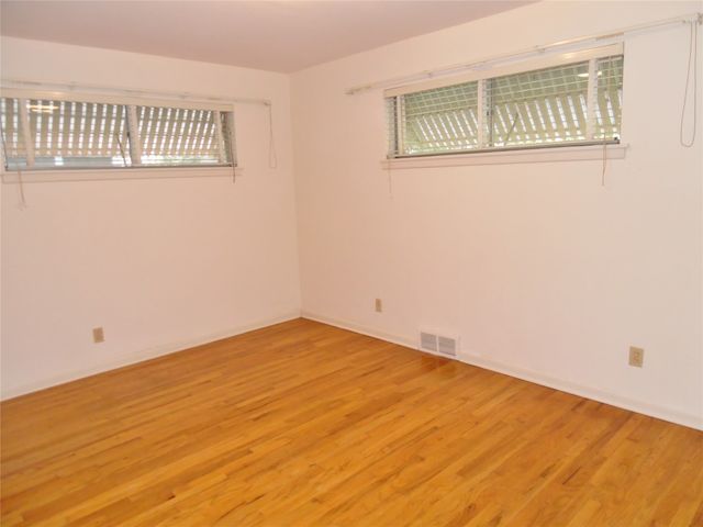 1206 Park Center Street, Benbrook, TX 76126