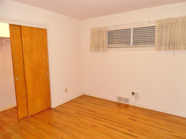 1206 Park Center Street, Benbrook, TX 76126