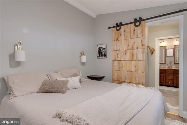 350 PATHFINDER LN, Hedgesville, WV 25427