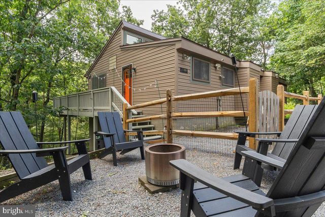 350 PATHFINDER LN, Hedgesville, WV 25427