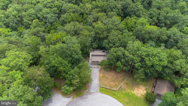 350 PATHFINDER LN, Hedgesville, WV 25427