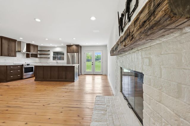 4988 Fords Mill Road, Versailles, KY 40383