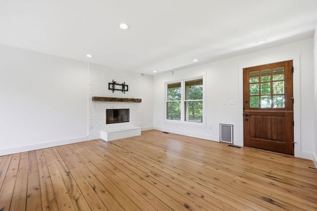 4988 Fords Mill Road, Versailles, KY 40383