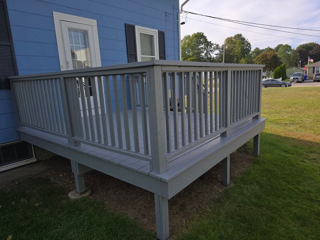 5 Hoffman St, Taunton, MA 02780