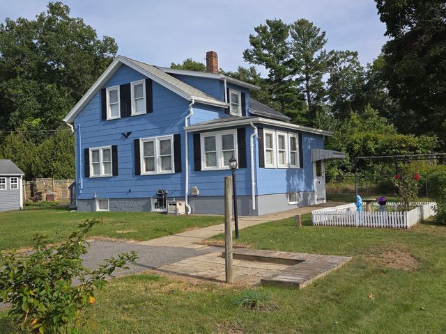 5 Hoffman St, Taunton, MA 02780